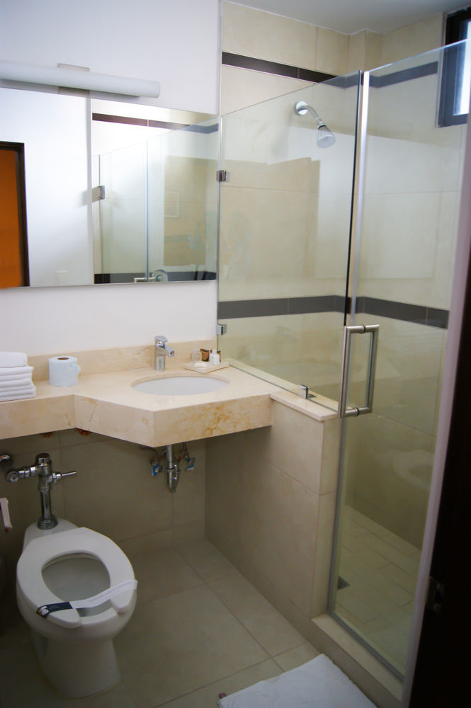 Eh Ejecutivo Urban Tepic Exterior foto